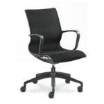 Scaune ergonomice - Scaun de birou ajustabil pe inaltime, cu cotiere, tapitat, mecanism pneumatic, roti clasice