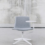 Scaune - Lotus Lounge un obiect perfect pentru mediile de lucru sau lectura, dar si pentru hoteluri.