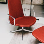 Scaune - Lotus Lounge un obiect perfect pentru mediile de lucru sau lectura, dar si pentru hoteluri.