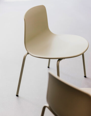 Scaune - Scaunul pentru copii Lottus, este un scaun disponibil pe trei inaltimi diferite