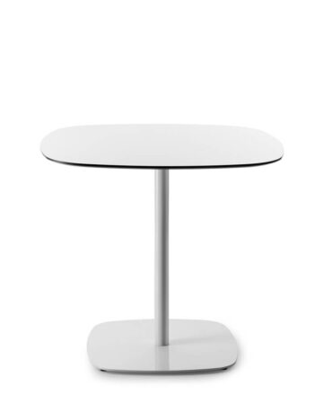 Mese - Mesele lottus sunt proiectate sa complementeze scaunele din familia Lottus, acestea fiind spuse, designul lor functional faciliteaza combinarea acesteia cu orice alta colectie.