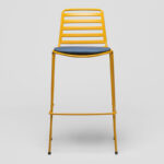 Scaune de bar Street - Colectia Street reprezinta primul pas in extinderea gamei de mobilier pentru exterior.