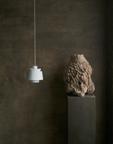 Corpuri de iluminat suspendate din alama lacuita si otel - Utzon