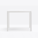 Mese și birouri cu profil pătrat