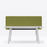 Adjustable desk that allows the user to choose the ideal height of the top, from 740 to 1140 mm. Workstation with steel legs, ultra-thin laminate top supported by an aluminium frame.