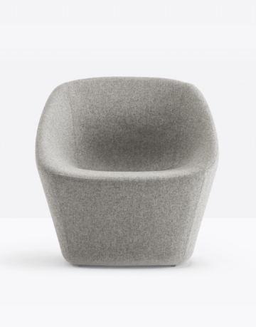 Fotoliu care combină aspectul sculptural cu ușurința surprinzătoare: combinația potrivită de echilibru formal, stabilitate și confort.