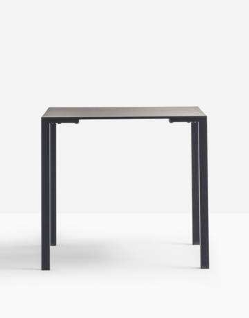 Table with die-casted aluminium legs and laminate or solid laminate top, available in different sizes and finishes, fixed to the legs by means of plates in die-casted aluminium. Table with die-casted aluminium legs and laminate or solid laminate top, available in different sizes and finishes, fixed to the legs by means of plates in die-casted aluminium.