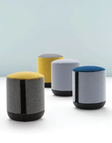 Un puf o gama variata de finisaje, usor de repozitionat in functie de necesitate